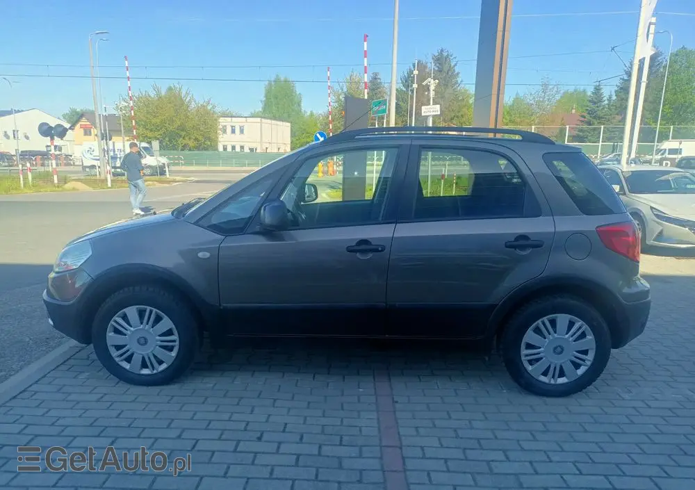 FIAT Sedici 1.6 16V 4x4 Dynamic
