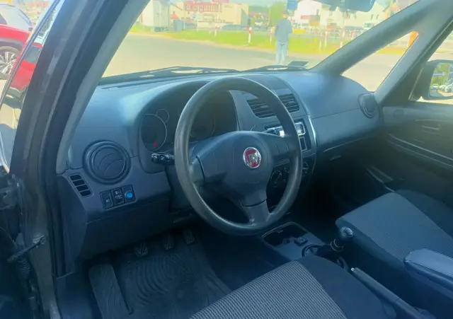 FIAT Sedici 1.6 16V 4x4 Dynamic