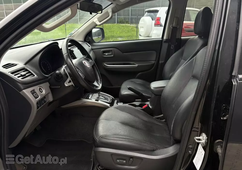 MITSUBISHI L200 2.4 d DC Black Edition EU6