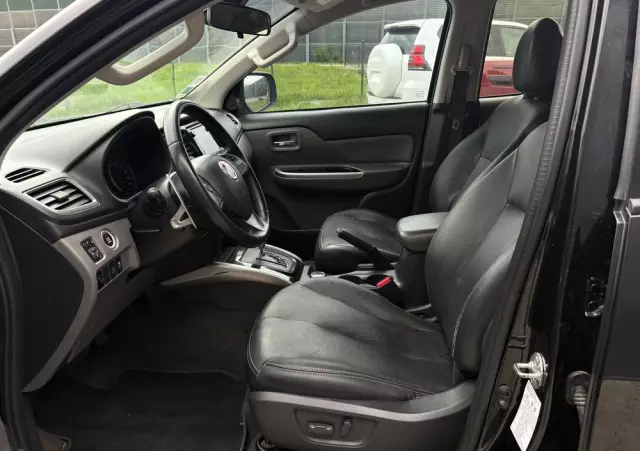 MITSUBISHI L200 2.4 d DC Black Edition EU6