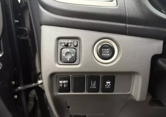 MITSUBISHI L200 2.4 d DC Black Edition EU6