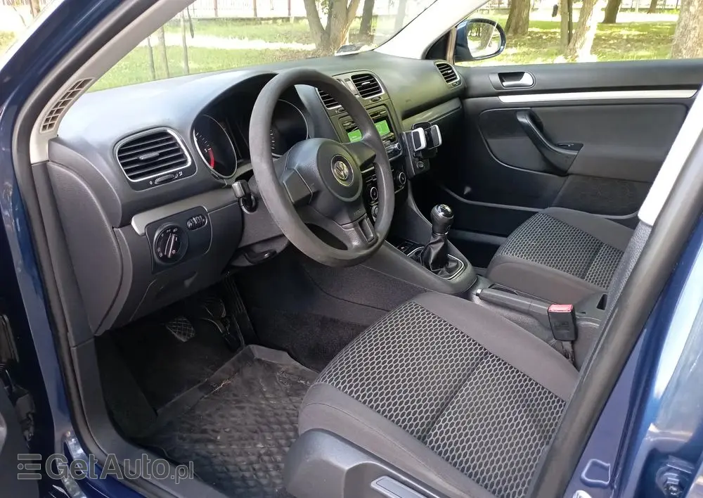 VOLKSWAGEN Golf 1.6 TDI Trendline