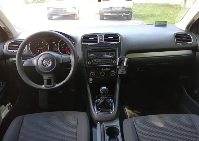VOLKSWAGEN Golf 1.6 TDI Trendline