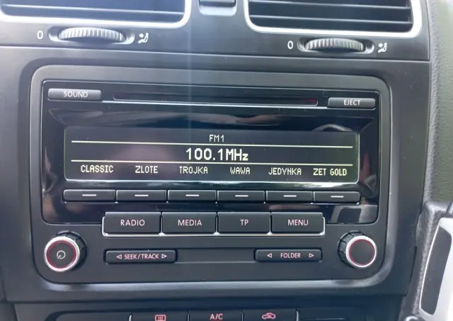 VOLKSWAGEN Golf 1.6 TDI Trendline