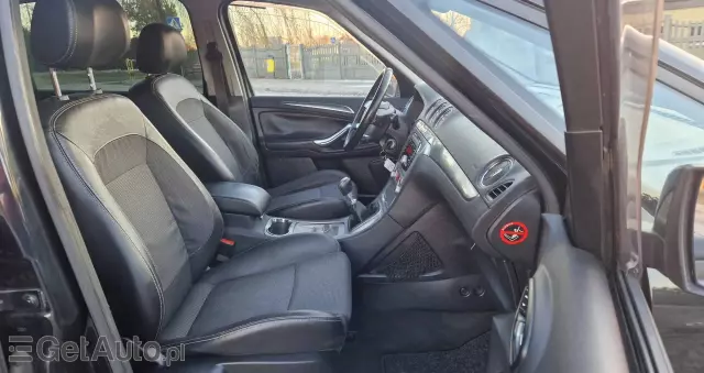 FORD S-Max 2.0 TDCi DPF Titanium