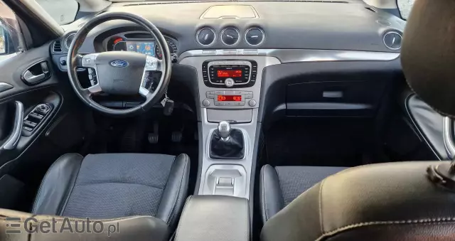 FORD S-Max 2.0 TDCi DPF Titanium