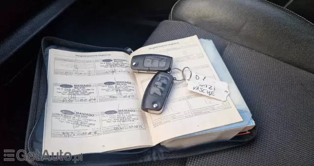 FORD S-Max 2.0 TDCi DPF Titanium