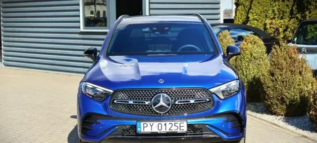 MERCEDES-BENZ GLC 