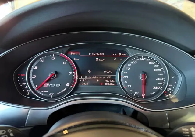 AUDI RS6 