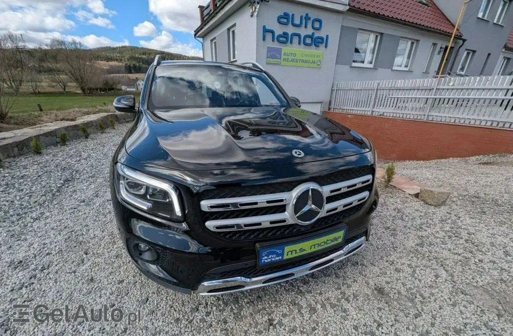 MERCEDES-BENZ GLB 