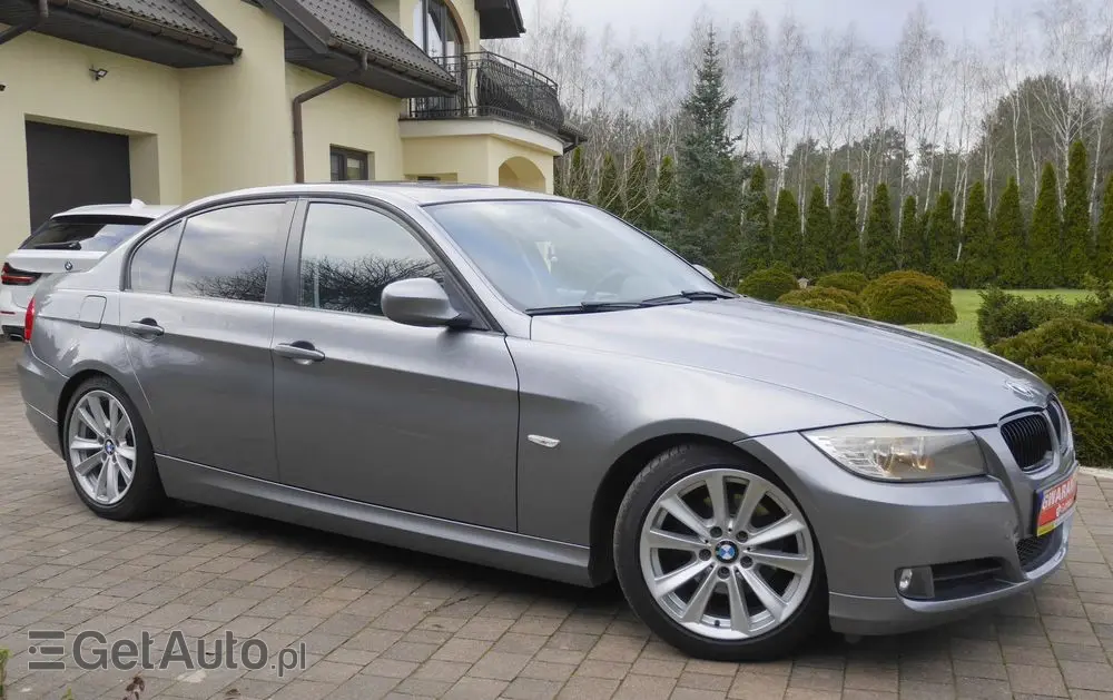BMW Seria 3 318i