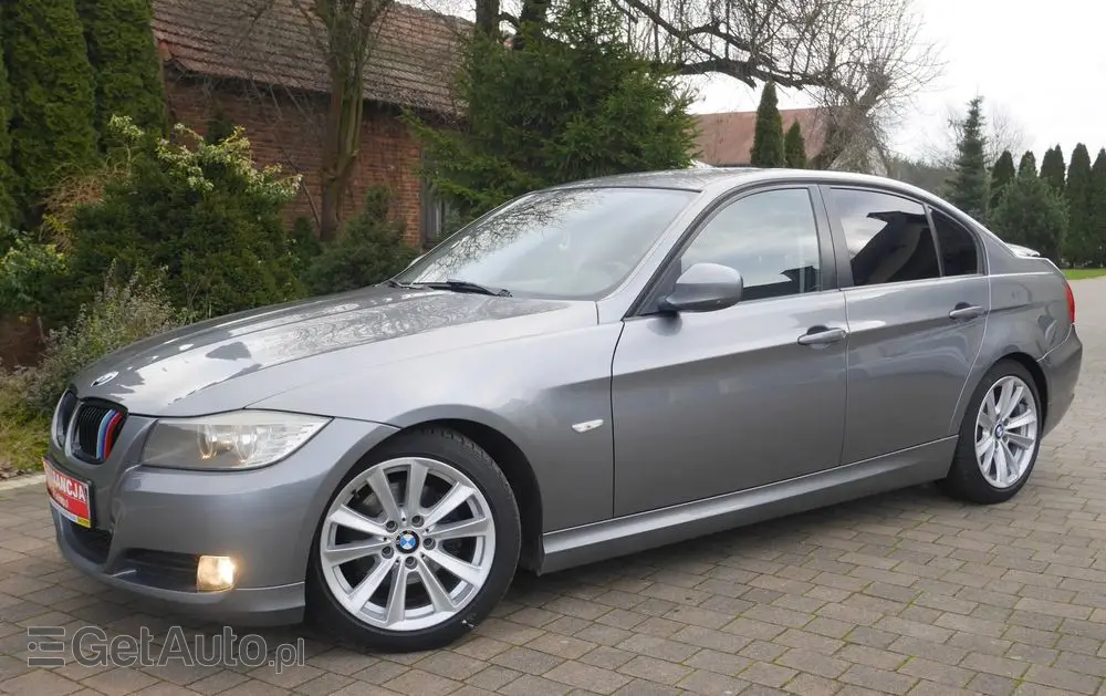 BMW Seria 3 318i