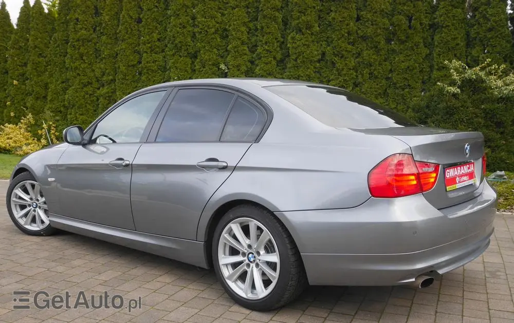 BMW Seria 3 318i