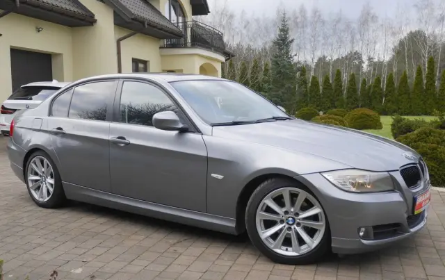 BMW Seria 3 318i