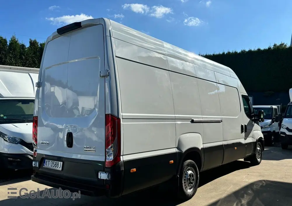 IVECO Daily 35S18 Maxi Blaszak Długi Furgon 3.0 Blaszak L4H3 