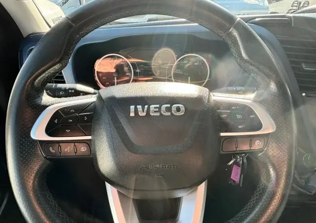 IVECO Daily 35S18 Maxi Blaszak Długi Furgon 3.0 Blaszak L4H3 