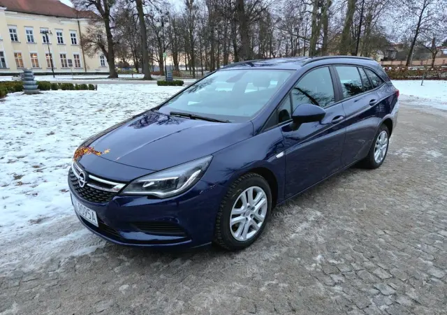 OPEL Astra 1.0 Turbo Start/Stop Edition
