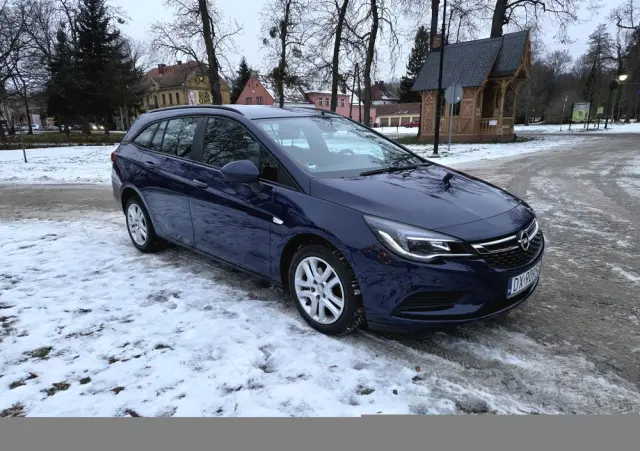 OPEL Astra 1.0 Turbo Start/Stop Edition