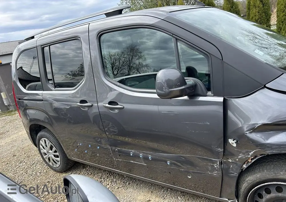 CITROËN Berlingo M PureTech 110 SHINE
