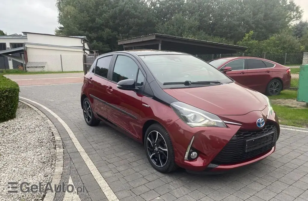 TOYOTA Yaris 