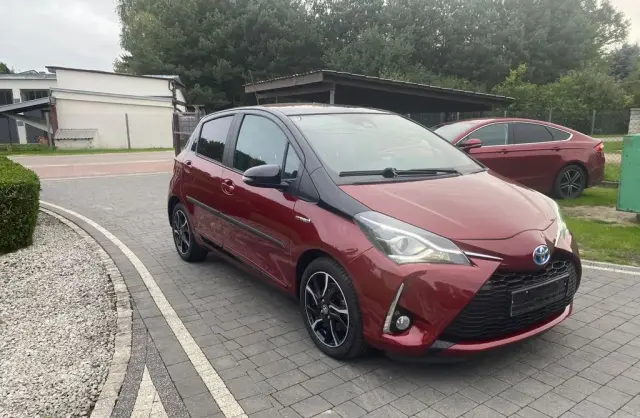 TOYOTA Yaris 