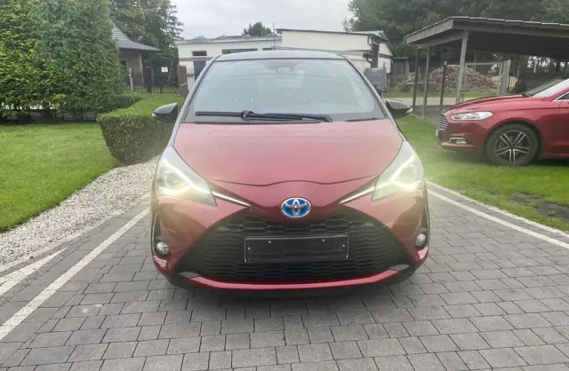 TOYOTA Yaris 