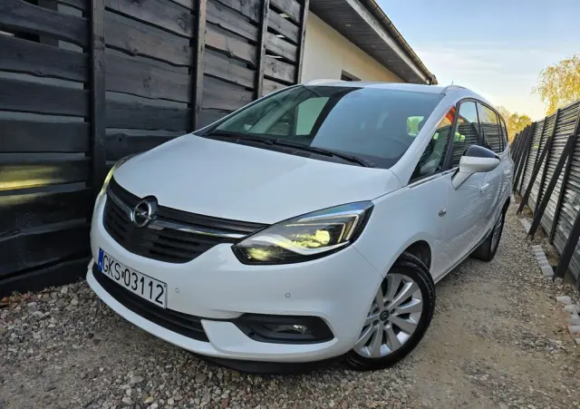 OPEL Zafira 
