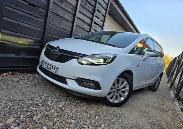 OPEL Zafira 