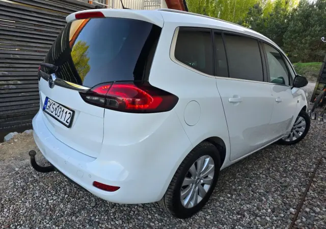 OPEL Zafira 