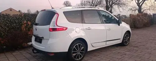 RENAULT Grand Scenic 