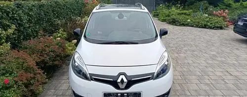 RENAULT Grand Scenic 