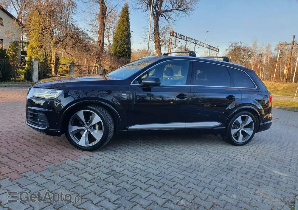 AUDI Q7 3.0 TDI Quattro Tiptronic
