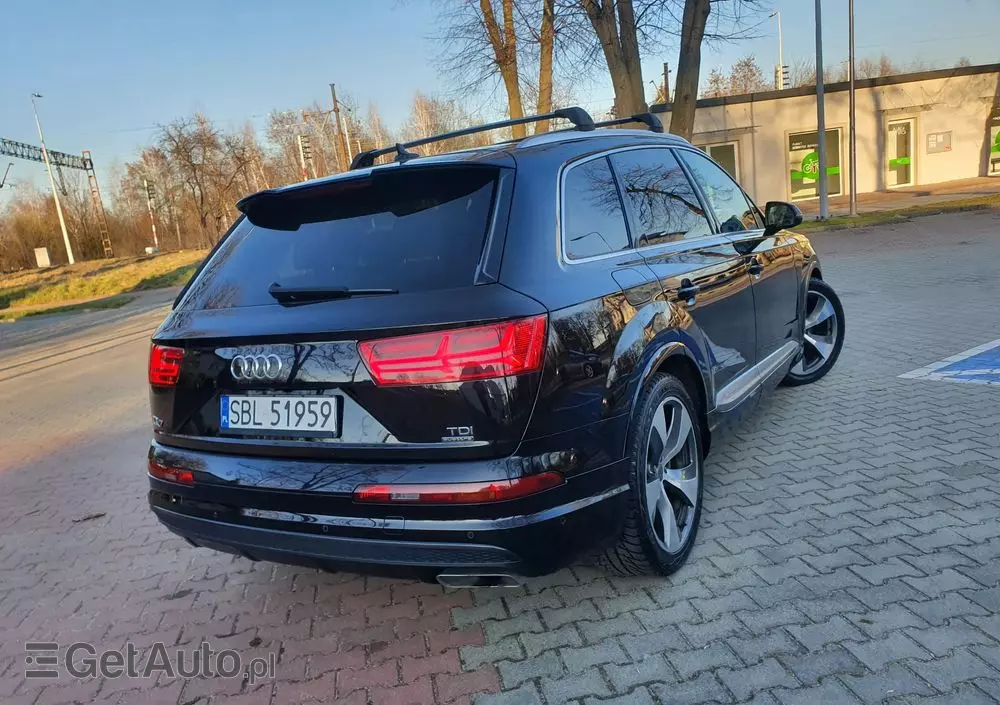 AUDI Q7 3.0 TDI Quattro Tiptronic