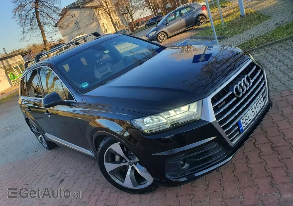 AUDI Q7 3.0 TDI Quattro Tiptronic