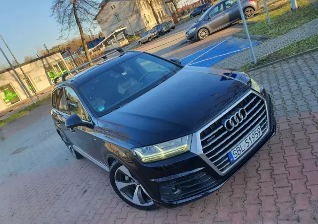 AUDI Q7 3.0 TDI Quattro Tiptronic