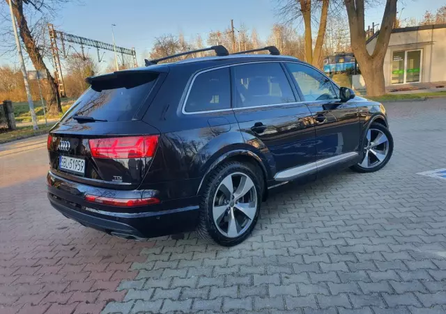 AUDI Q7 3.0 TDI Quattro Tiptronic