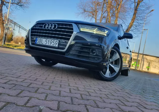 AUDI Q7 3.0 TDI Quattro Tiptronic