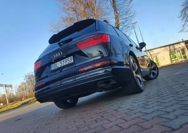 AUDI Q7 3.0 TDI Quattro Tiptronic
