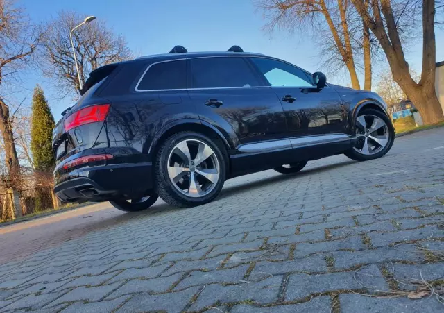 AUDI Q7 3.0 TDI Quattro Tiptronic