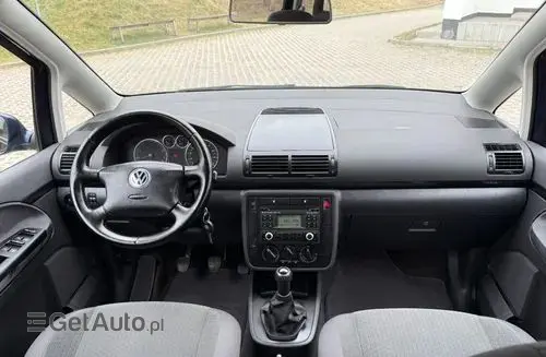 VOLKSWAGEN Sharan 