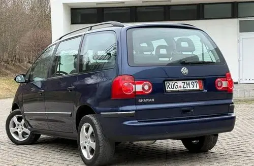 VOLKSWAGEN Sharan 