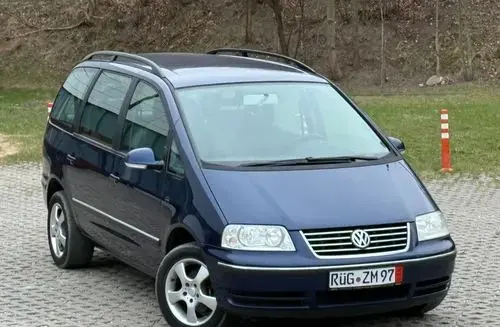 VOLKSWAGEN Sharan 