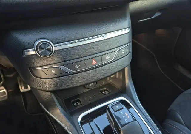 PEUGEOT 308 BlueHDi FAP 180 EAT8 Stop & Start GT