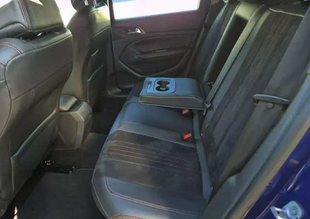 PEUGEOT 308 BlueHDi FAP 180 EAT8 Stop & Start GT