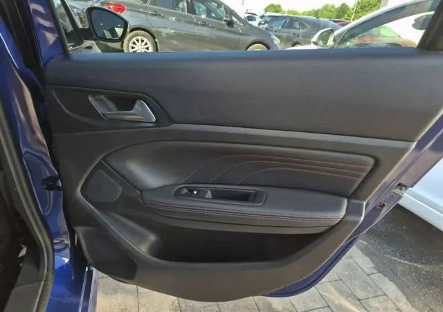 PEUGEOT 308 BlueHDi FAP 180 EAT8 Stop & Start GT