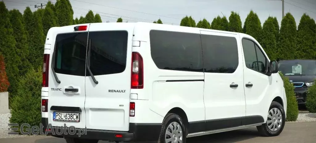 RENAULT Trafic 