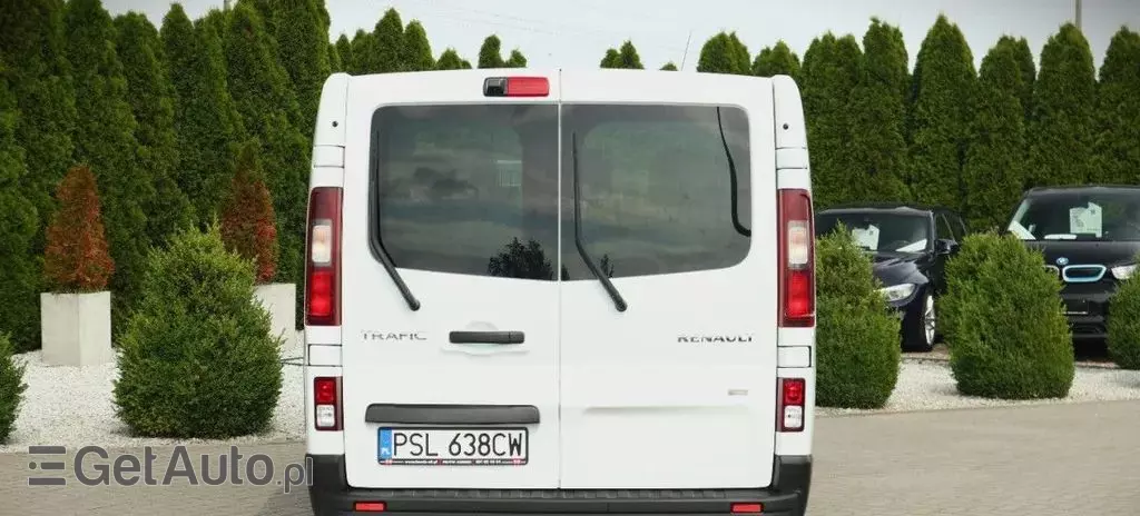 RENAULT Trafic 
