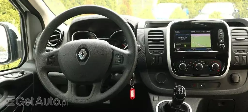 RENAULT Trafic 