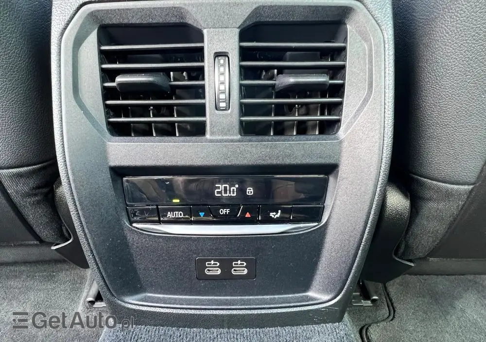 BMW Seria 3 330i Luxury Line sport