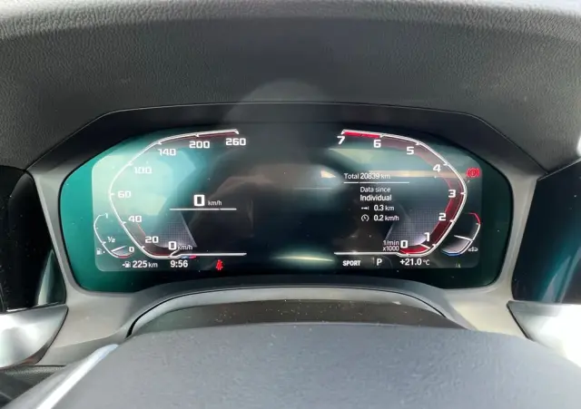 BMW Seria 3 330i Luxury Line sport